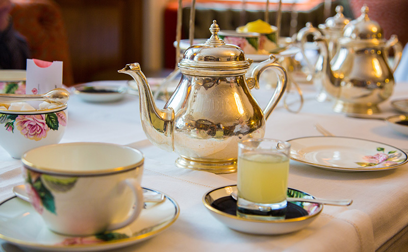 ホテルでのアフタヌーンティ